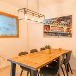 Дом отдыха Spacious With Lovely Garden - Tcm *