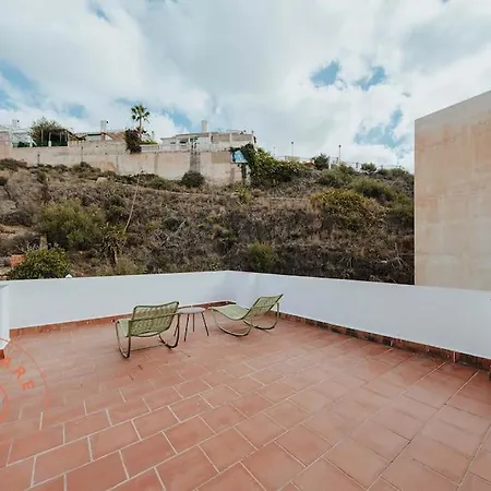 Spacious With Lovely Garden - Tcm *